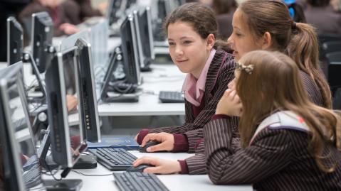GDPRiS. GDPR in schools, simplify school data protection