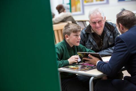 Parents evening system. Online booking service for parents evenings, booking solution for parents evening
