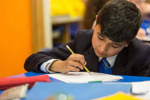Managing school finances and managing school budgets is easier with SIMS